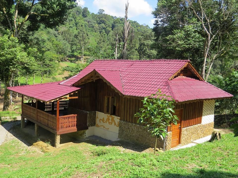 Hotel Batu Kapal Jungle Houses Berastagi Exterior foto